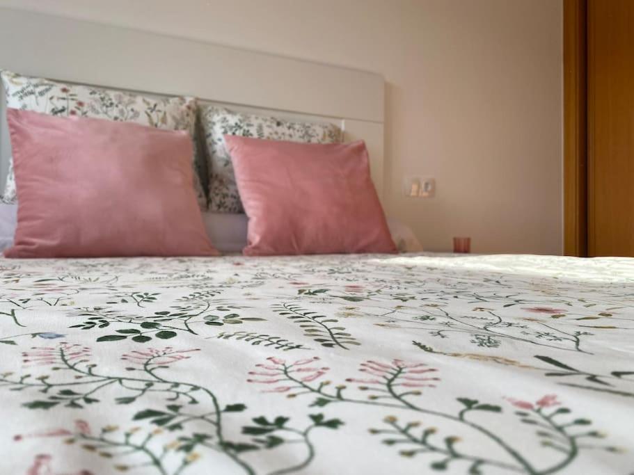 Apartamento A Pie De Playa La Pepa Burela Exteriör bild