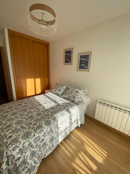 Apartamento A Pie De Playa La Pepa Burela Exteriör bild